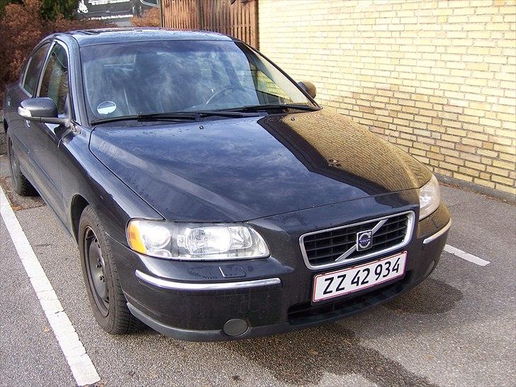 Volvo S60 D5 faceliftet til -07 Solgt - Gril fra årgang 08 og vinterdæk billede 12