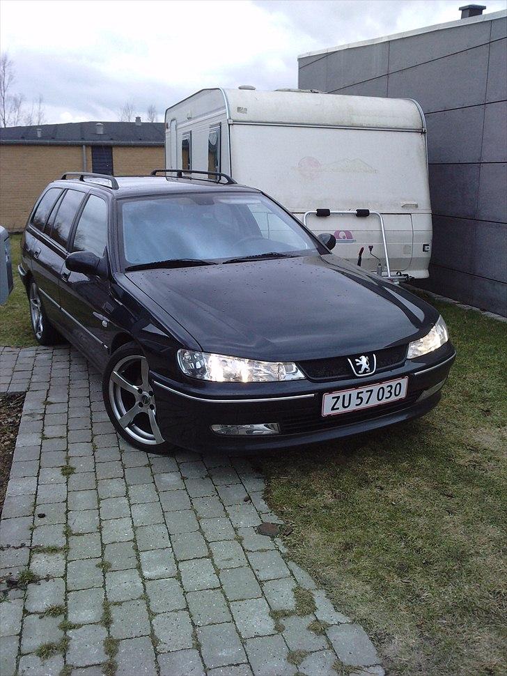 Peugeot 406 st. car - Der vil komme et nyt billede så snart jeg har muligheden. billede 1