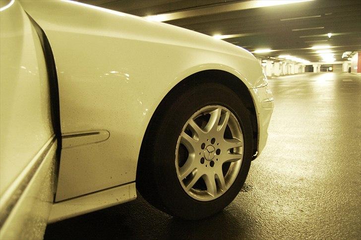 Mercedes Benz              E300 BlueTEC billede 16