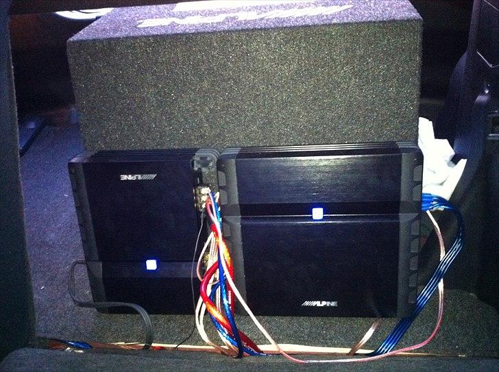 Mazda 323F 1.8 billede 16