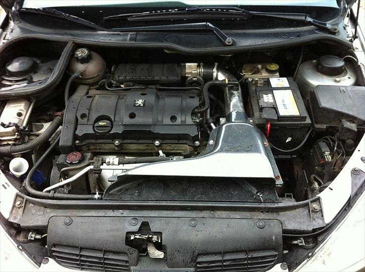 Peugeot 206 S16 --Til Salg-- - Moteren :) med cupindsugning :) billede 17