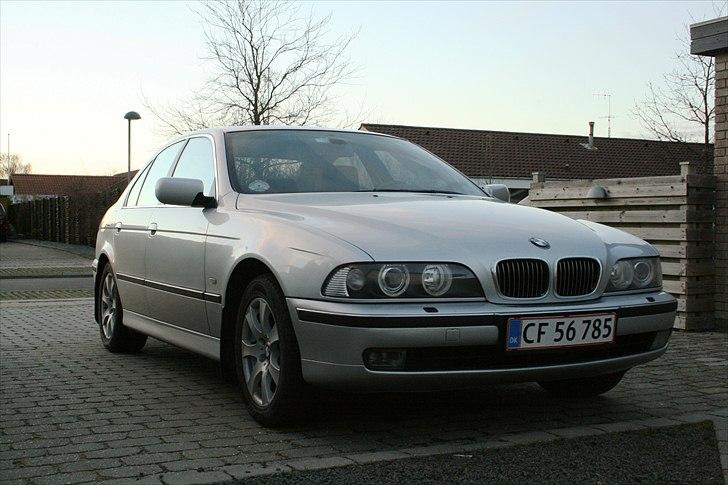 BMW 530D billede 1