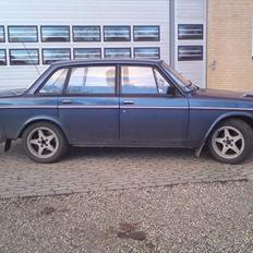Volvo 144 DL