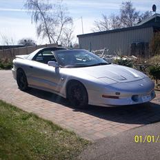 Pontiac Firebrid Trans Am GT