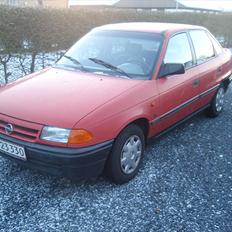 Opel Astra F Vinter  SOLGT