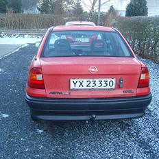 Opel Astra F Vinter  SOLGT