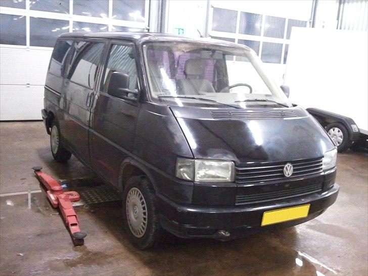 VW Transporter 2,4D [SOLGT] billede 1