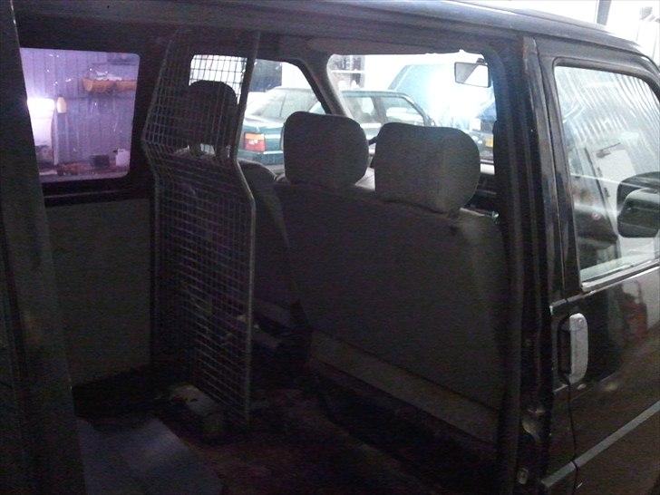 VW Transporter 2,4D [SOLGT] billede 6