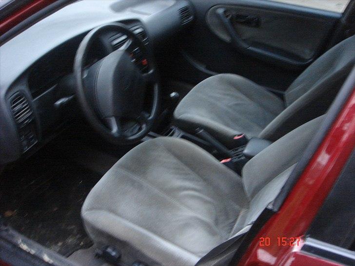 Nissan primera p10 solgt billede 6