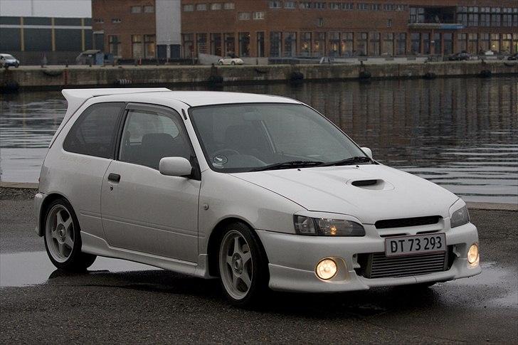 Toyota Starlet Glanza V billede 4