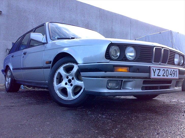 BMW E30 Touring SOLGT billede 1