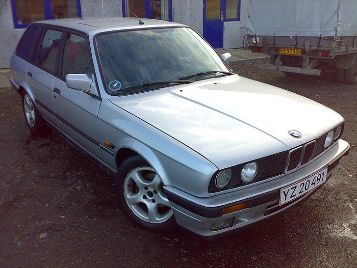 BMW E30 Touring SOLGT billede 5