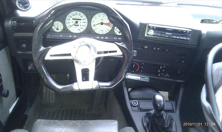 BMW E30 Touring SOLGT billede 10