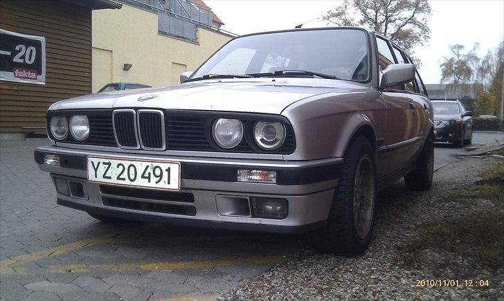BMW E30 Touring SOLGT billede 11
