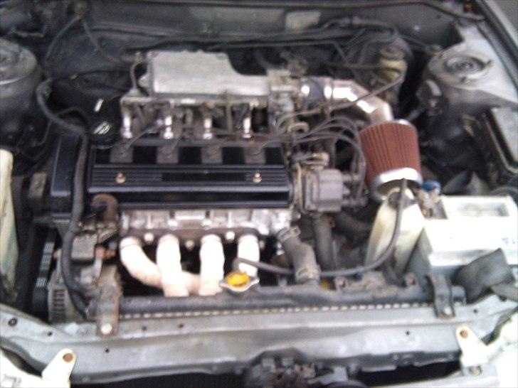 Toyota Corolla 1.6 GSI SOLGT billede 4