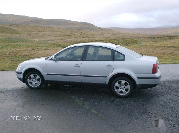 VW Passat 3B Limo SOLGT billede 2