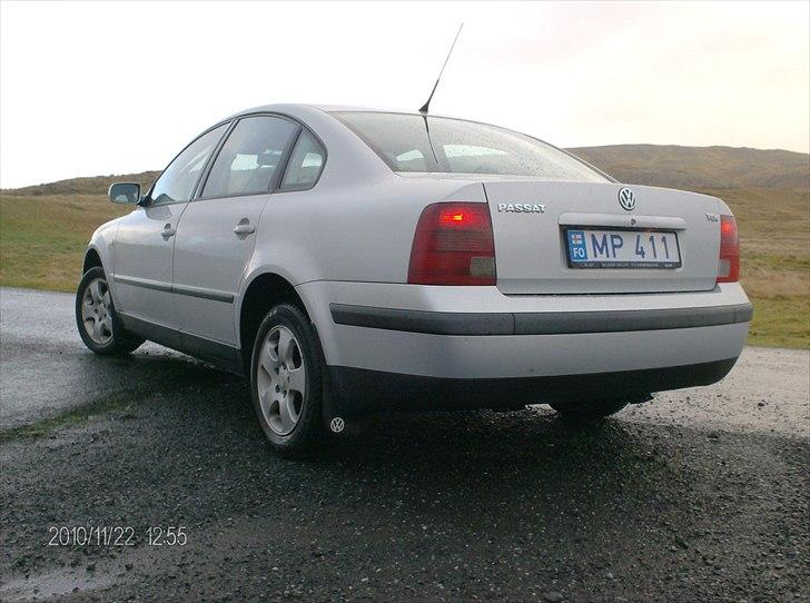 VW Passat 3B Limo SOLGT billede 3