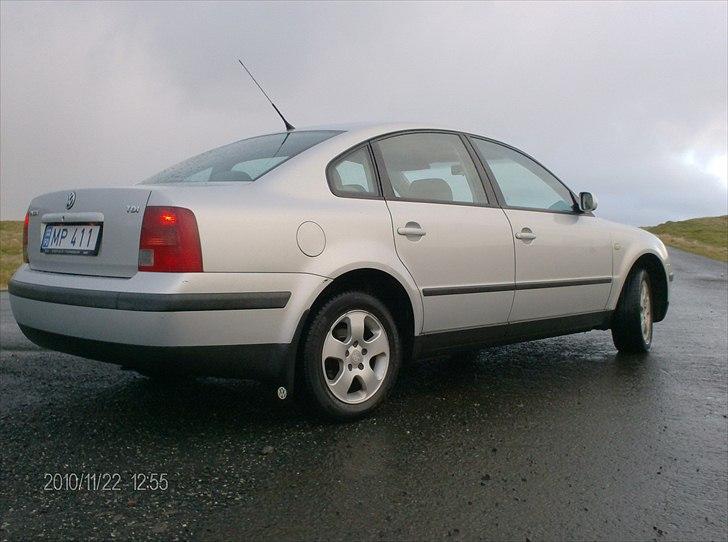VW Passat 3B Limo SOLGT billede 4