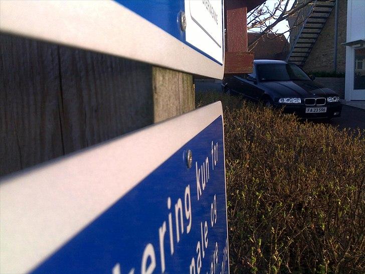 BMW e36 320i  "totalskadet" billede 17