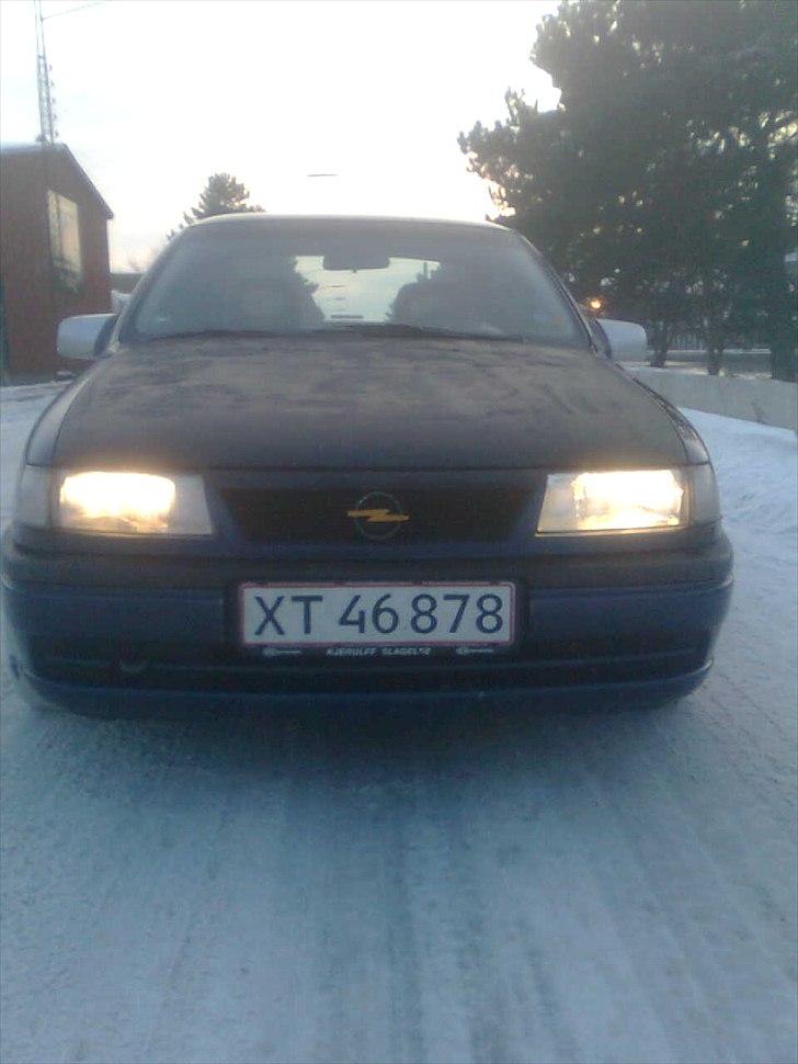 Opel vectra 1,6 GL  billede 8