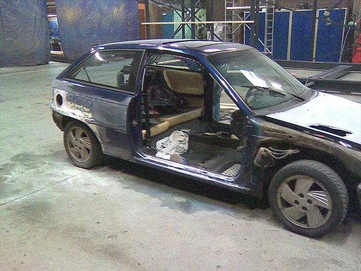 Opel Astra 2.0 16V 1994 solgt - f´ør den fik en lille klat maling billede 15