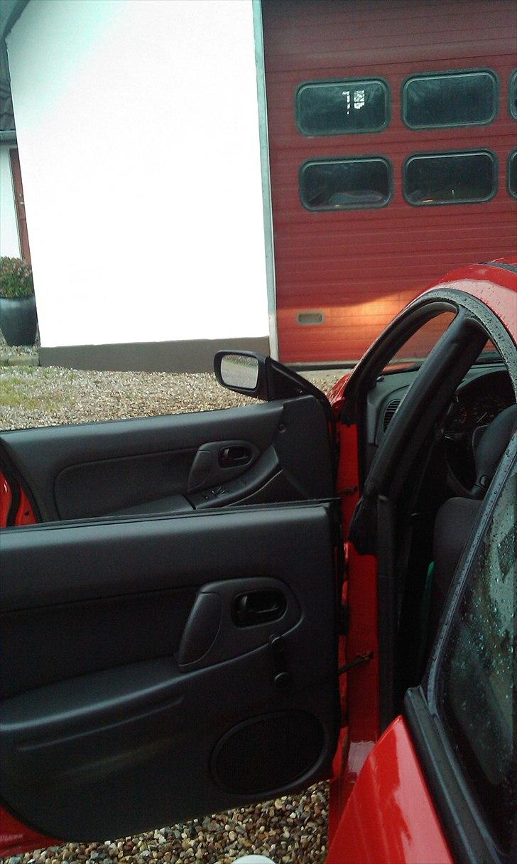 Mazda Mazda 323F Celebre billede 6