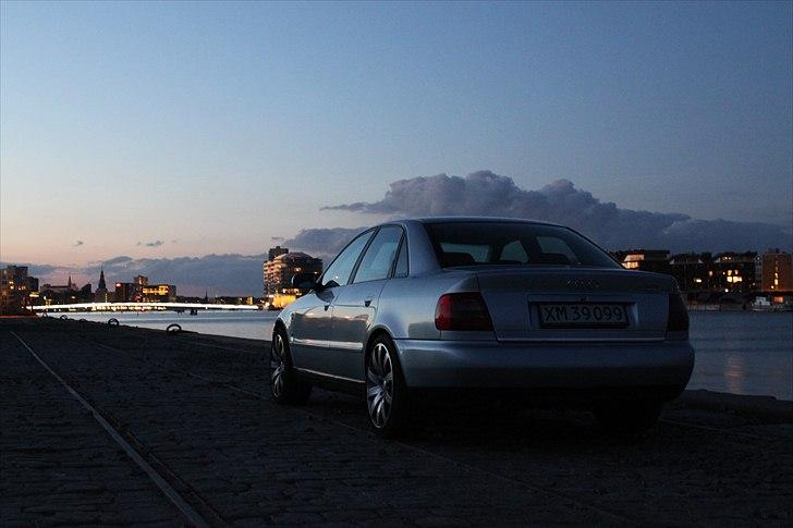 Audi A4 1,8T Quattro billede 12