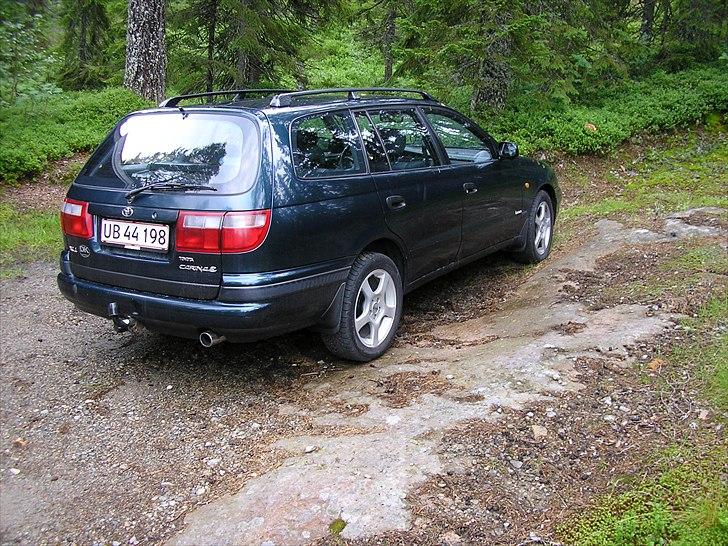 Toyota carina e (solgt) billede 3