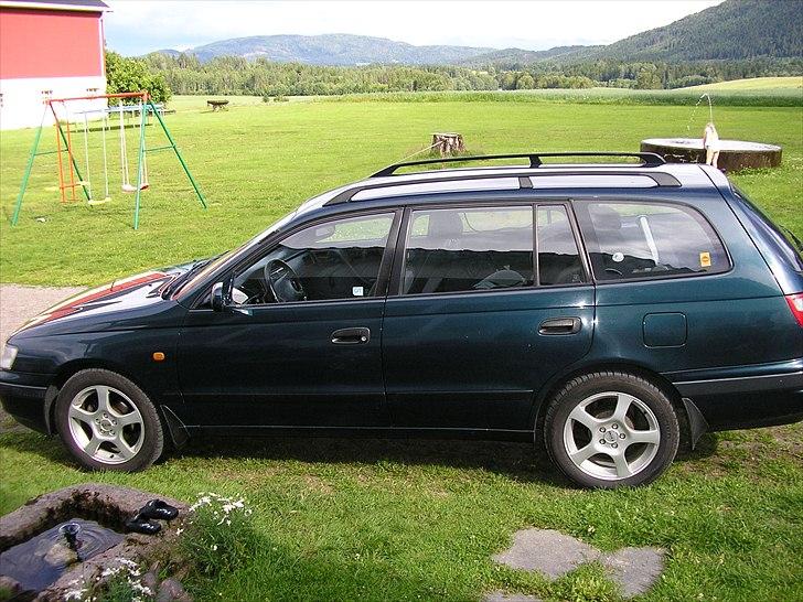 Toyota carina e (solgt) billede 5
