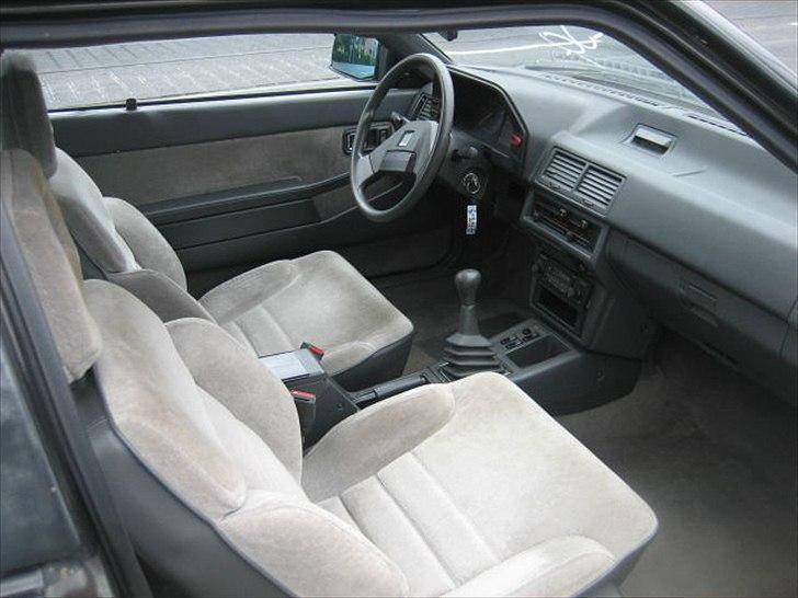 Mazda 626 GC Coupé Turbo billede 8