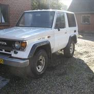 Toyota landcruiser 2,4 td lj70 solgt