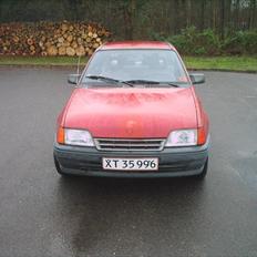Opel kadett E Fisse vognen