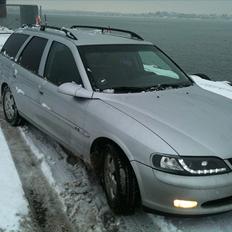 Opel Vectra B 2,5 V6 Van