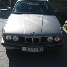 BMW 525(SOLGT)
