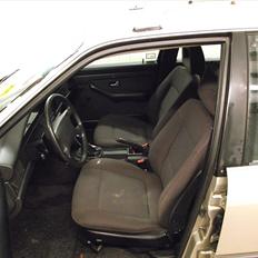 Audi 100 C3 2,0E Avant 