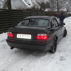 BMW 320i E36
