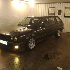 BMW e30 325i Touring (solgt)
