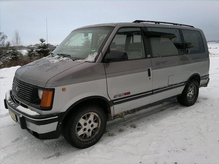 Chevrolet Astro 10 personers bus billede 1