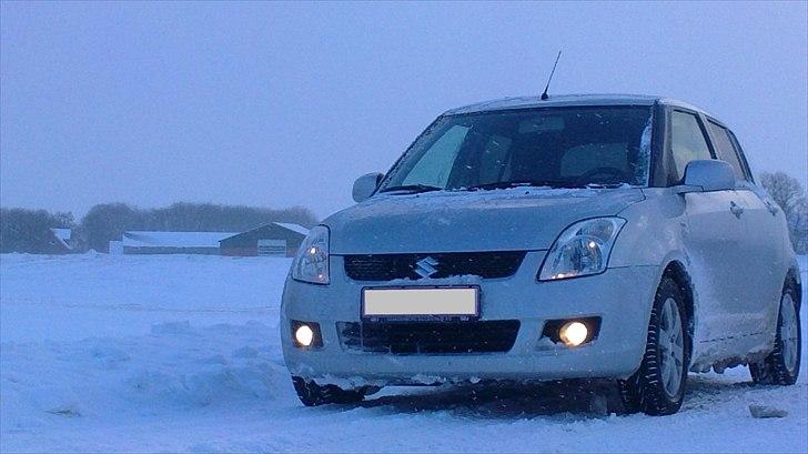 Suzuki Swift 1,3 GLX billede 8