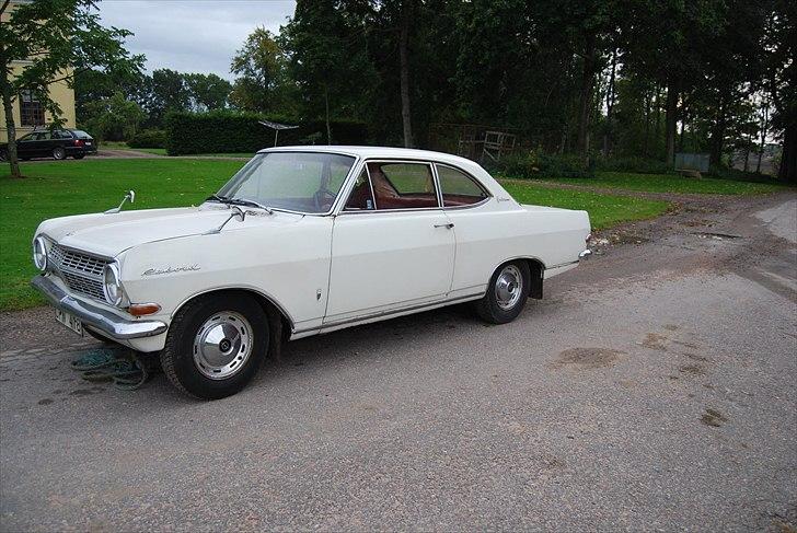 Opel Rekord-A coupé L-6 billede 1