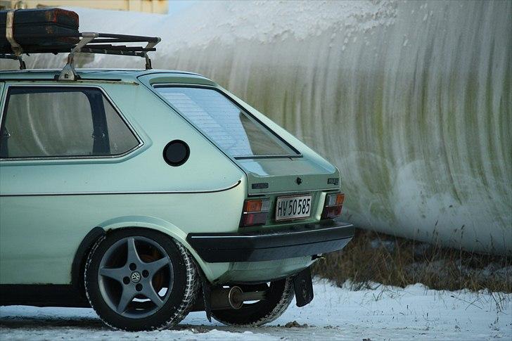 VW Polo Mk1 Retro - Fotosession med Mads Ulsø - Statister: Kalle og jeg :D billede 3