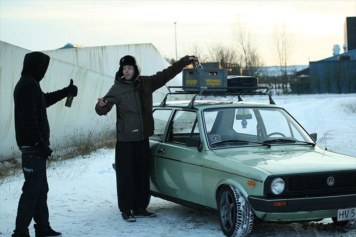 VW Polo Mk1 Retro - Fotosession med Mads Ulsø - Statister: Kalle og jeg :D billede 5