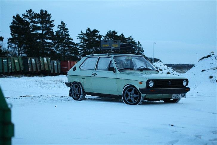 VW Polo Mk1 Retro - Fotosession med Mads Ulsø - Statister: Kalle og jeg :D billede 8