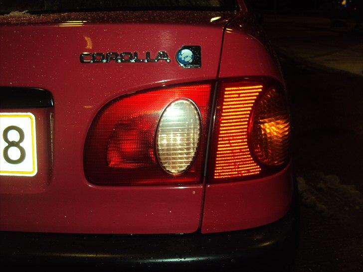 Toyota CoRolla - dejlig Bag parti billede 1