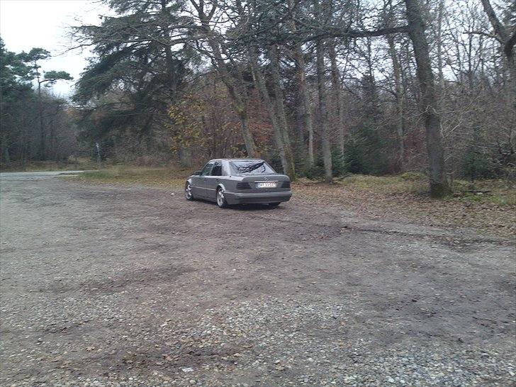 Mercedes Benz w124 300e / 500 look billede 5