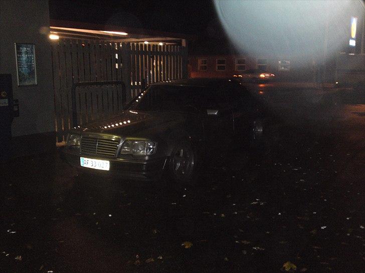 Mercedes Benz w124 300e / 500 look billede 8