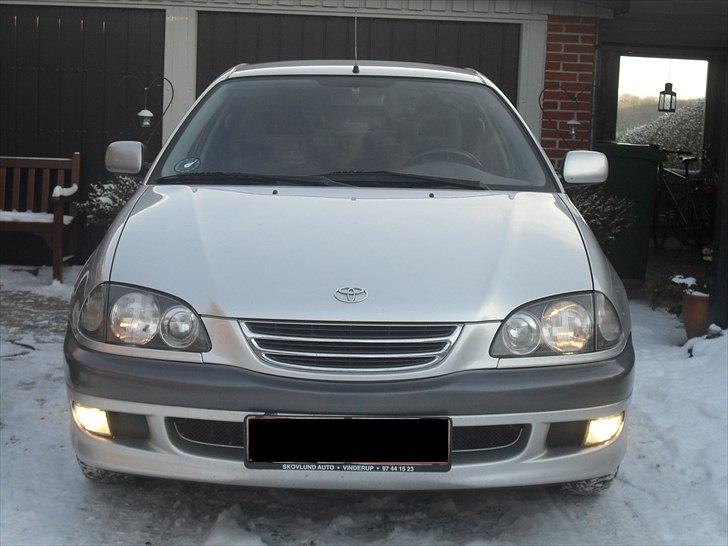 Toyota Avensis Luna 4d **SOLGT** billede 16