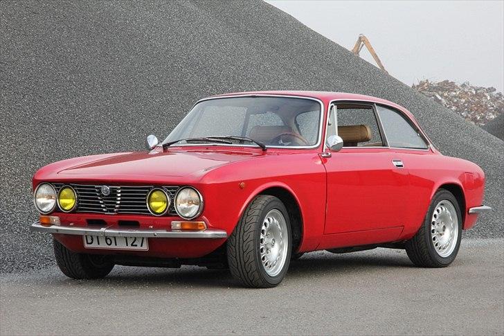 Alfa Romeo GT 1300 Junior billede 4