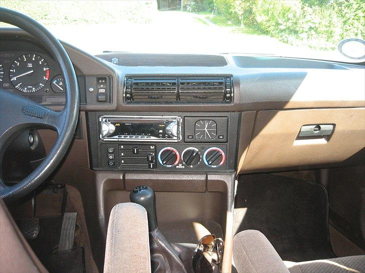 BMW 525(SOLGT) billede 8