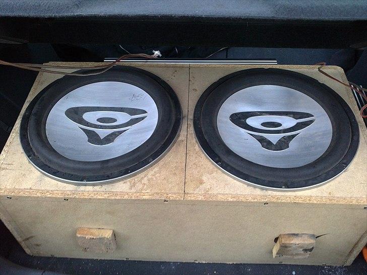 Toyota Corolla 1.3 GLS billede 2